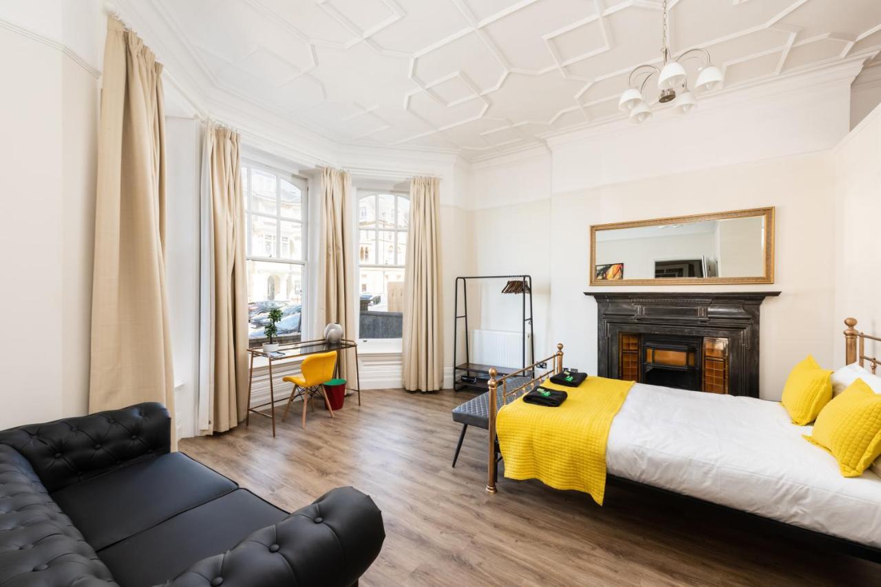 3 Bedroom Garden Apartment Opposite The Beach 브라이턴 외부 사진