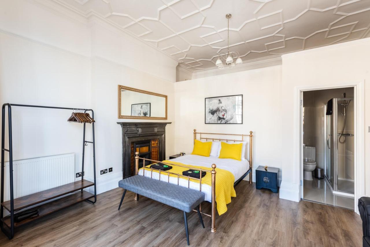 3 Bedroom Garden Apartment Opposite The Beach 브라이턴 외부 사진