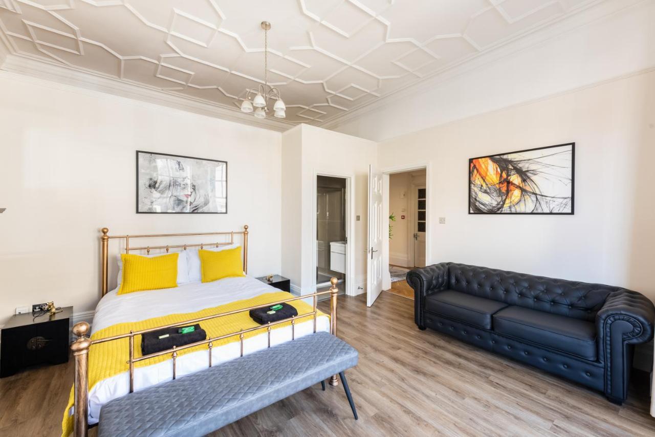 3 Bedroom Garden Apartment Opposite The Beach 브라이턴 외부 사진
