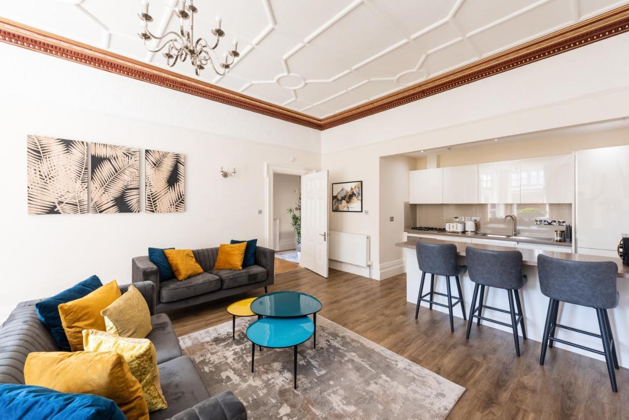 3 Bedroom Garden Apartment Opposite The Beach 브라이턴 외부 사진